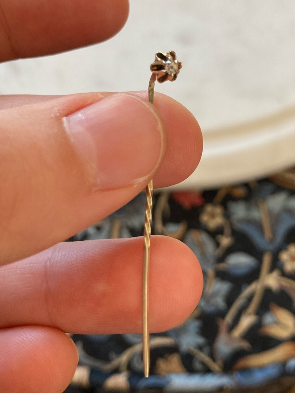 Antique Victorian Diamond Stick Pin w/Claw Tulip/Buttercup Setting